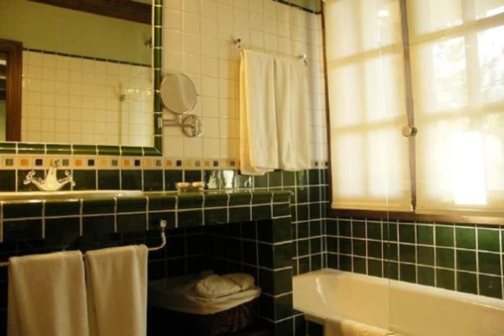 Hotel Rural El Mirador De Los Pirineos Santa Cruz de la Serós Екстериор снимка