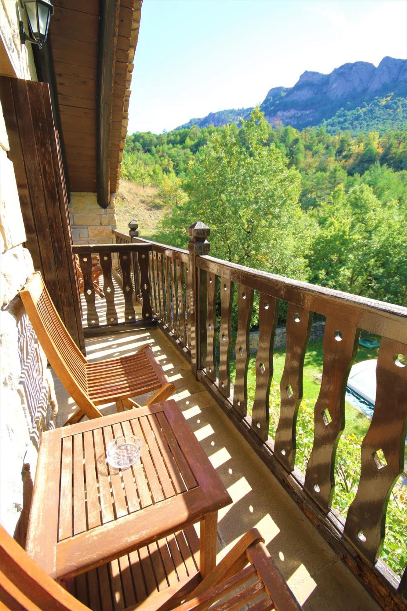 Hotel Rural El Mirador De Los Pirineos Santa Cruz de la Serós Екстериор снимка
