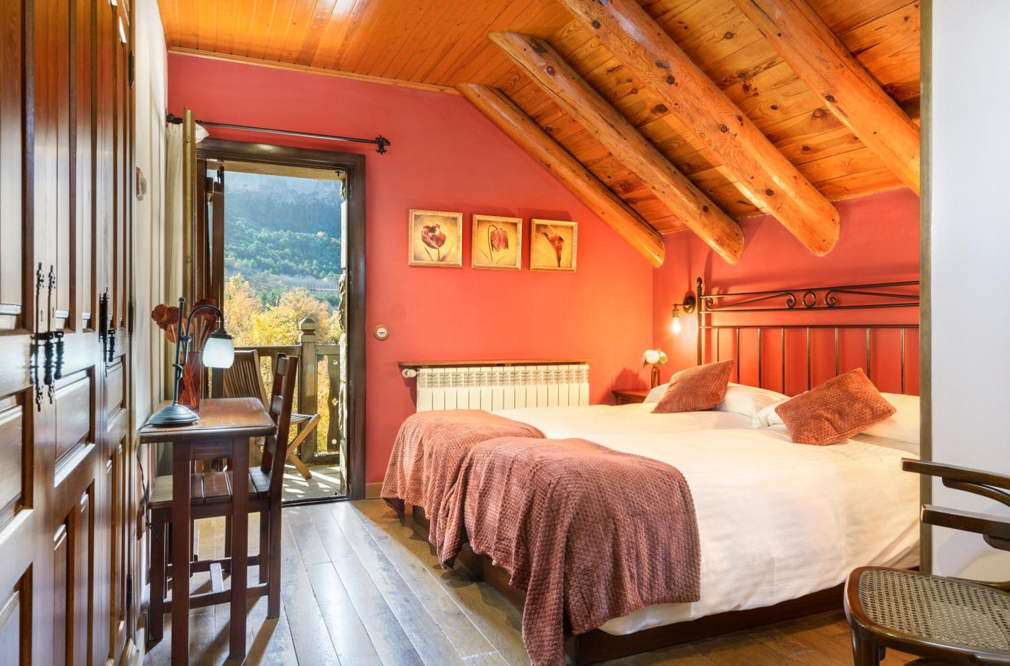 Hotel Rural El Mirador De Los Pirineos Santa Cruz de la Serós Екстериор снимка