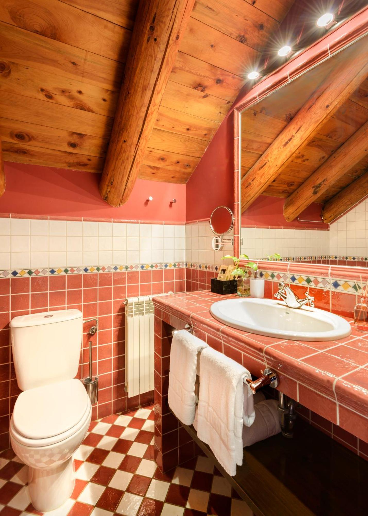 Hotel Rural El Mirador De Los Pirineos Santa Cruz de la Serós Екстериор снимка